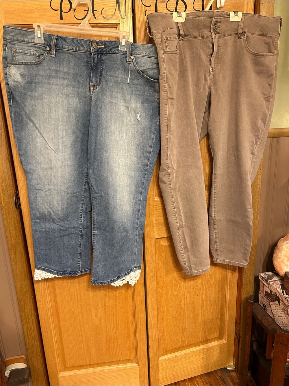 torrid Two-Pack Ankle Jeans in Blue and Taupe